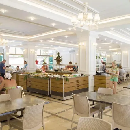 Oz-can فندق تورونشْ