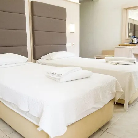 Oz-can Hotel 3*