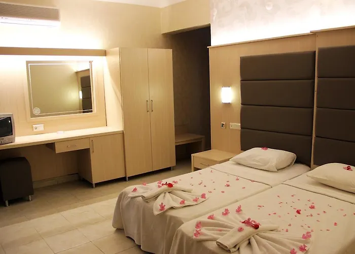 Hotel Oz-can Turunç