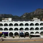 Hotel Oz-can 2*